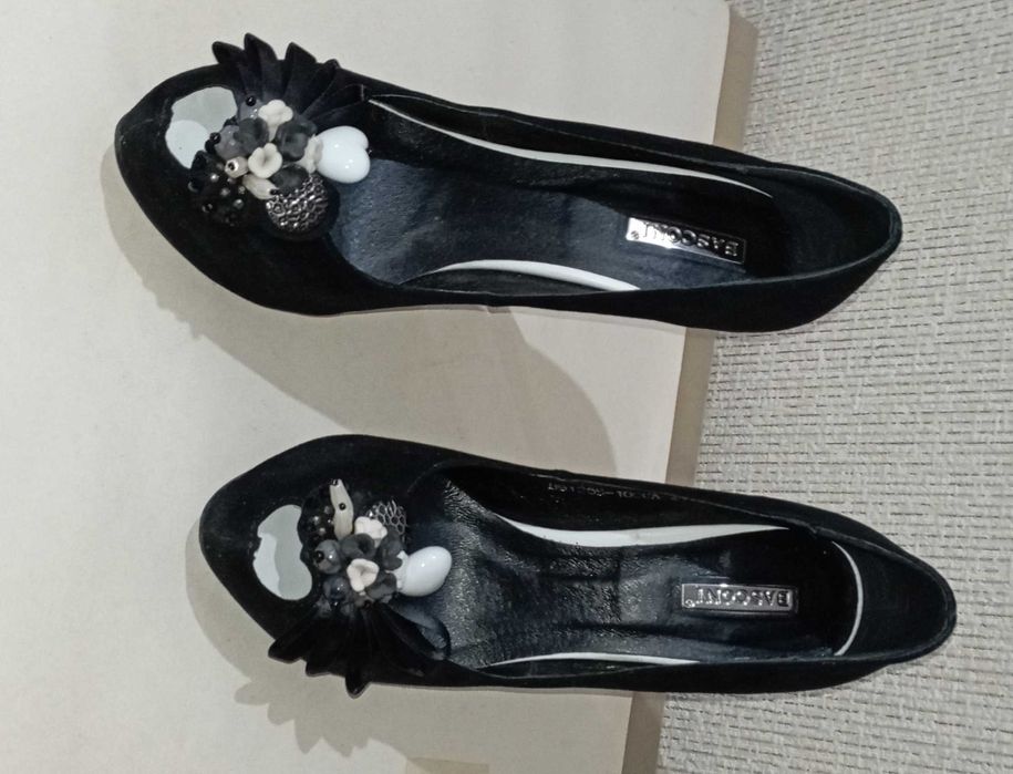 Женский бренд обув замшевый "BASCONI", размер 37