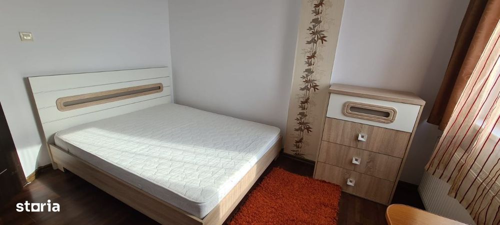 Apartament 2 camere, et.3, zona Calea Moldovei