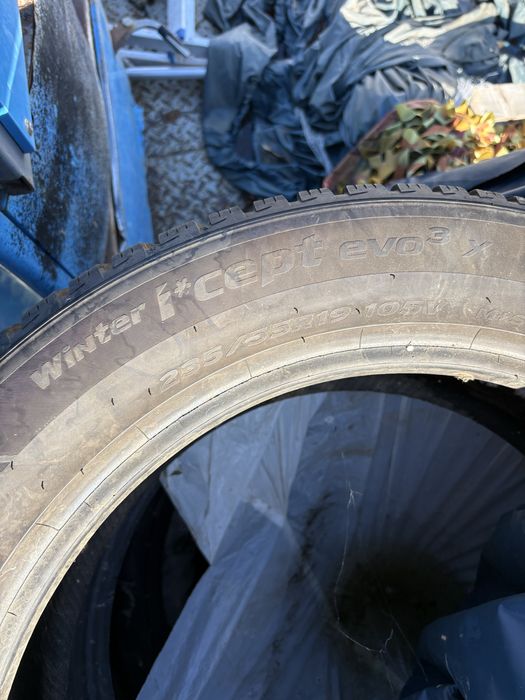 Vand cauciucuri iarna 235/55/19 Hankook