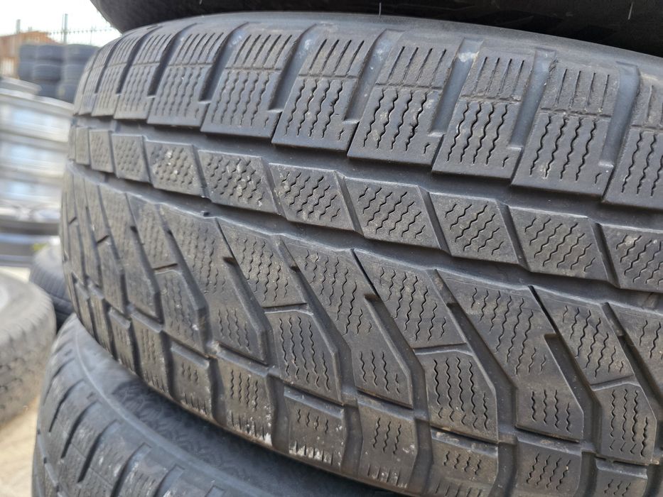 4бр Зимни гуми 225 65 17 - Falken - DOT 2022