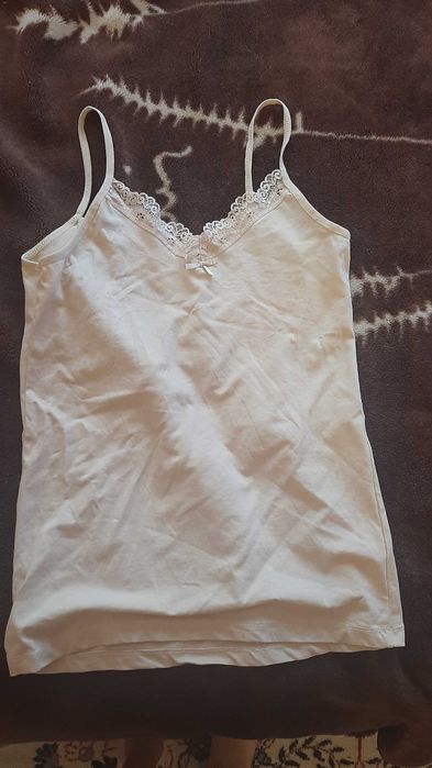 Потник за спане с дантела