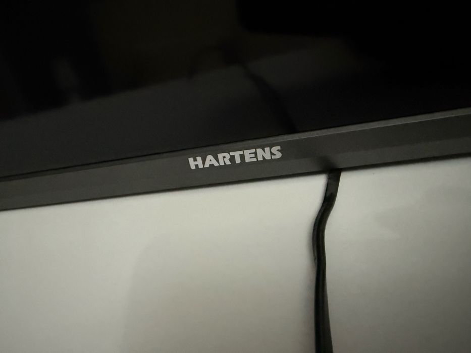 Продам Телевизор HARTENS