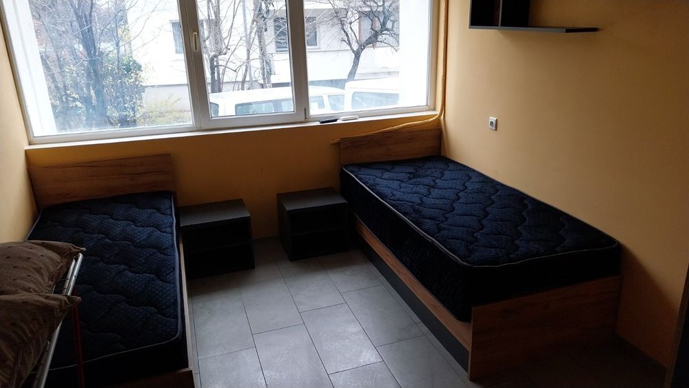 Самостоятелни студия в Божурище