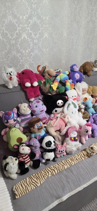 Продам мягкие игрушки.