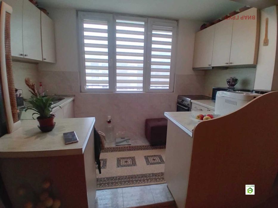 Продава се Тристаен апартамент в Пловдив, Изгрев - 66 кв.м за 665 €/кв.м - Снимка #2
