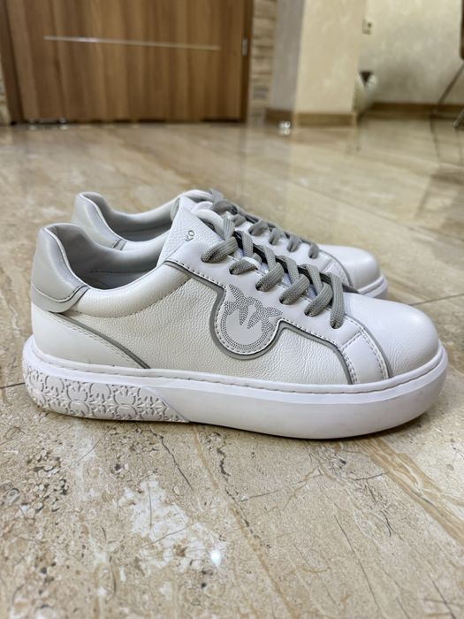 Дамски сникърси Pinko 39