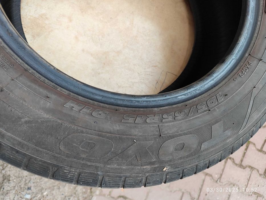 2 бр. летни автомобилни гуми Toyo. Размер: 195/65/15 91H