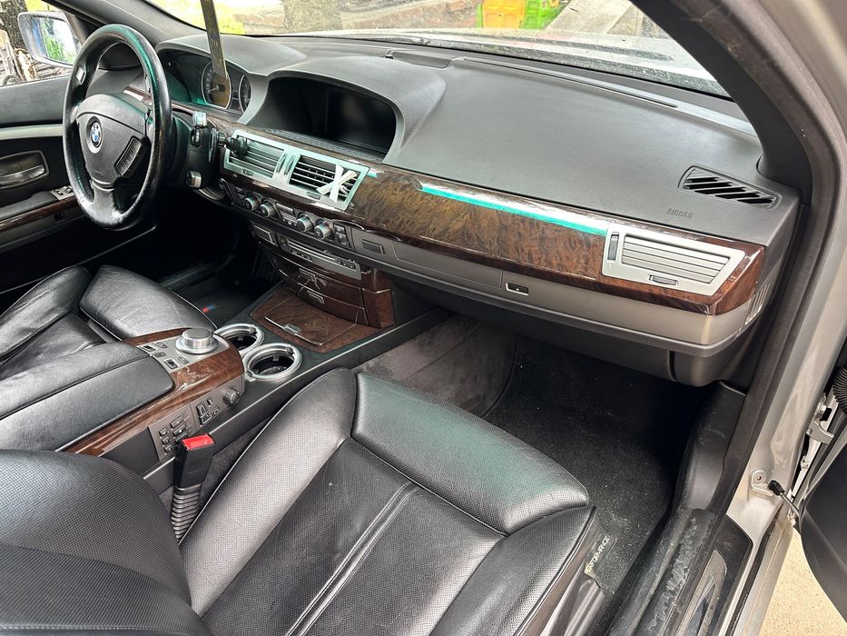 Vand Bmw 745D ,an 2006