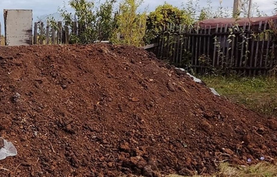 Навоз перегной в мешках