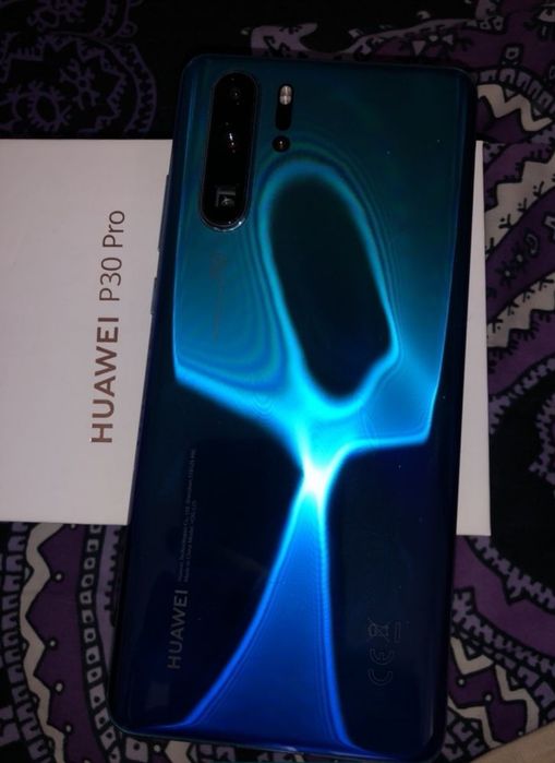 Huawei P30 Pro върви заедно със huawei watch gt 4