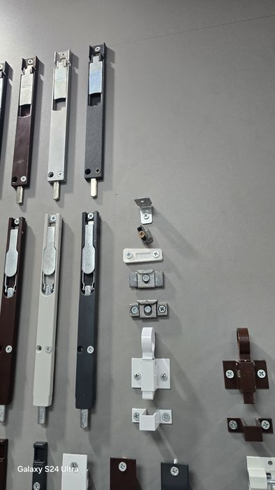 Ремонт окон москитные сетки стеклопакетов сл