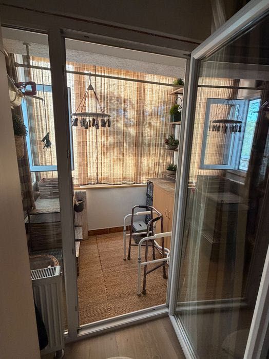 Apartament 3 camere, Lapus, pe principala, 130000€