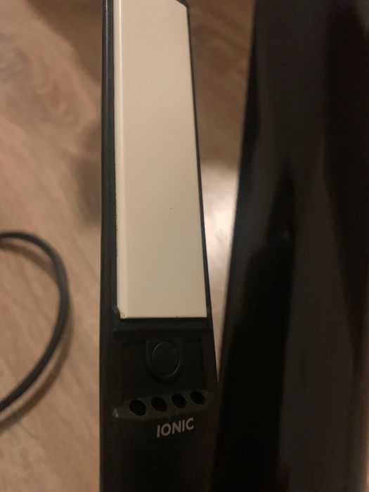 Преса за коса с йонна технология Philips