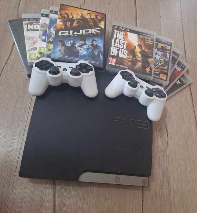 PlayStation 3 Slim 160GB + 2 Оригинални Джойстика + 10 Игри