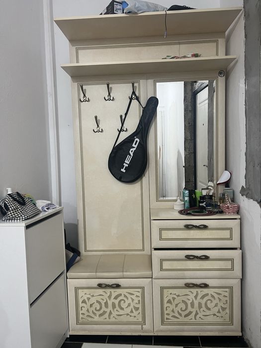 Срочно продам прихожку