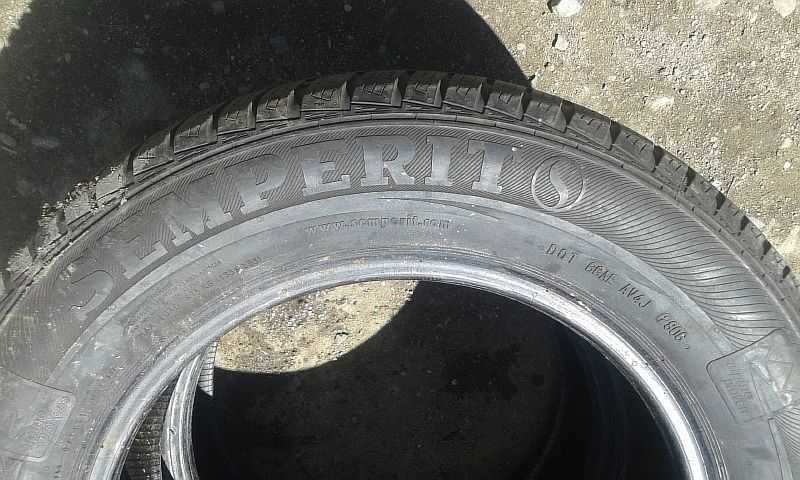Шины 195/65 R15 - "Semperit Speed-Grip" (Румыния), всесезонные.