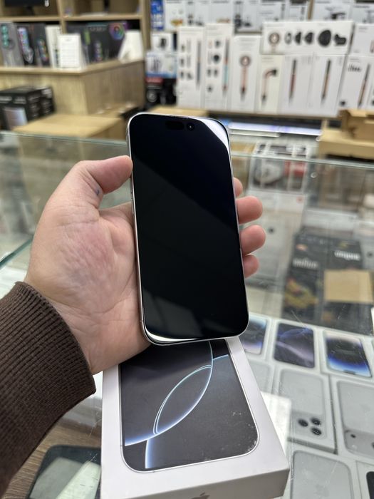 iPhone 16 Pro 256 White e/sim б/у