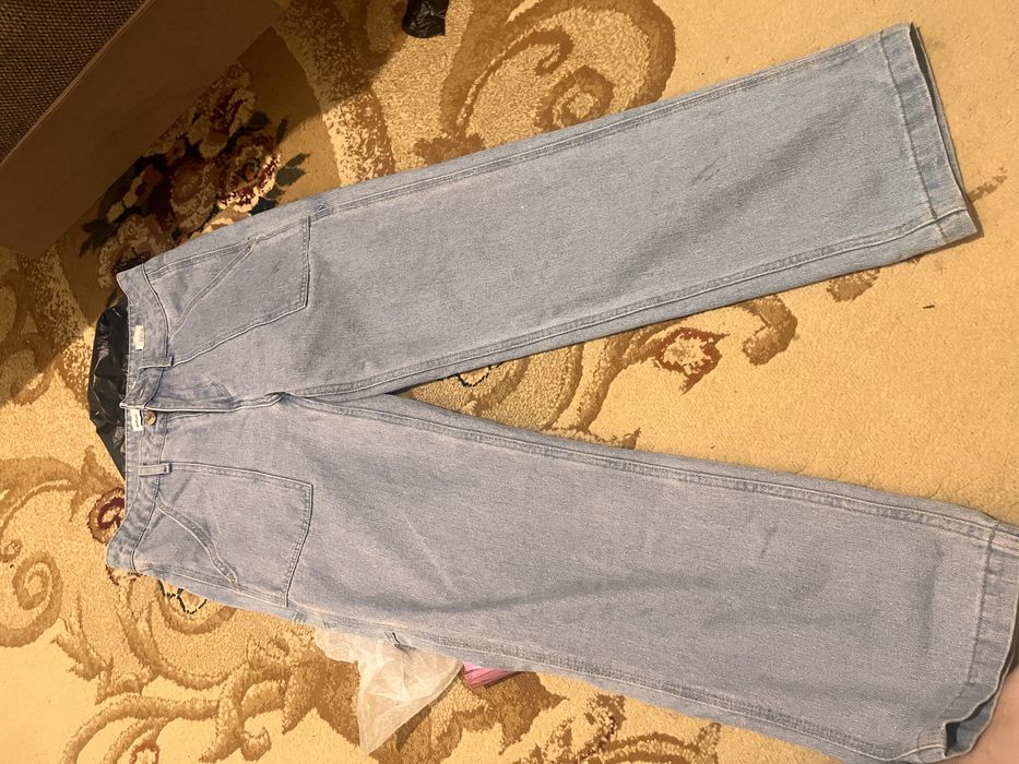 продам светлые джинсы