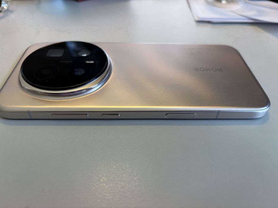 HONOR MAGIC 8 pro 512/12 gold