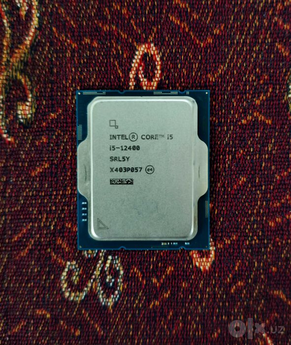 Процессор Intel Core i5-12400. Состояние отличное !!!