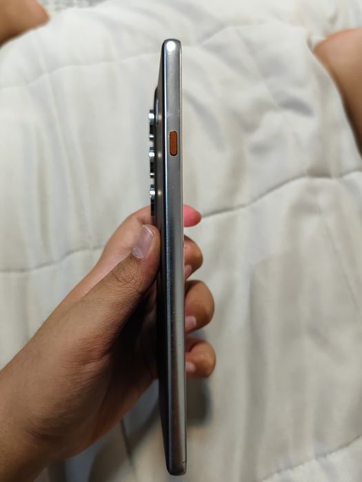 Tecno camon. 40.