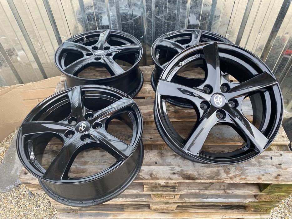 17 цола 5 х 114.3 мм Киа , Мазда , Хюндай , Тойота Kia , Mazda