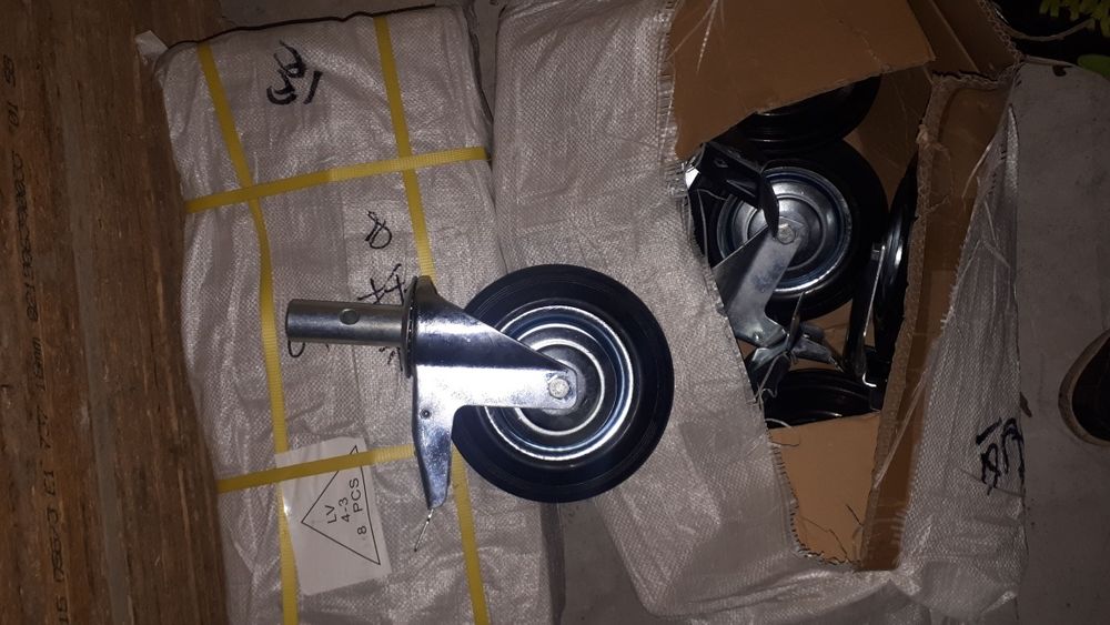 Roti cu frana ptr schela.