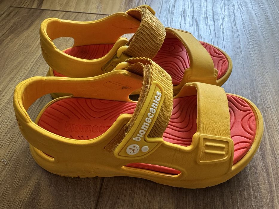 Детски сандали Biomecanics 25 р-р
