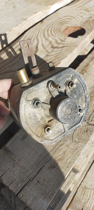 Бмв автокөлігінің багажының бөлшегі