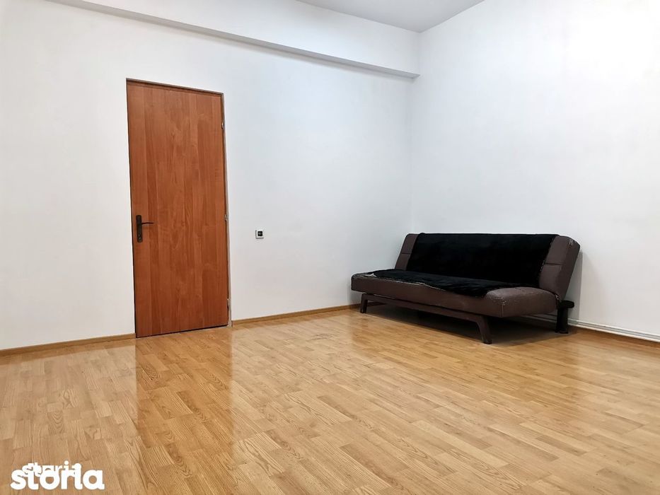 Inchiriez Spatiu de birou Central, curat, comfortabil.