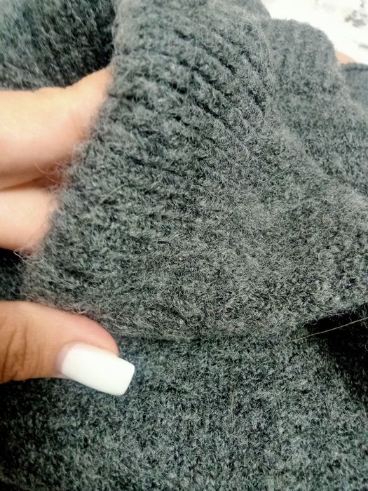 Продам костюм новый