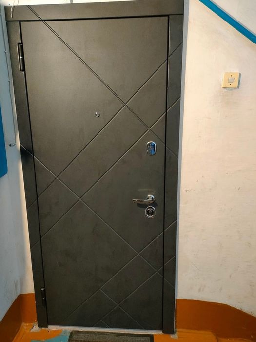 Продам  квартиру 4 мкр.4 дом