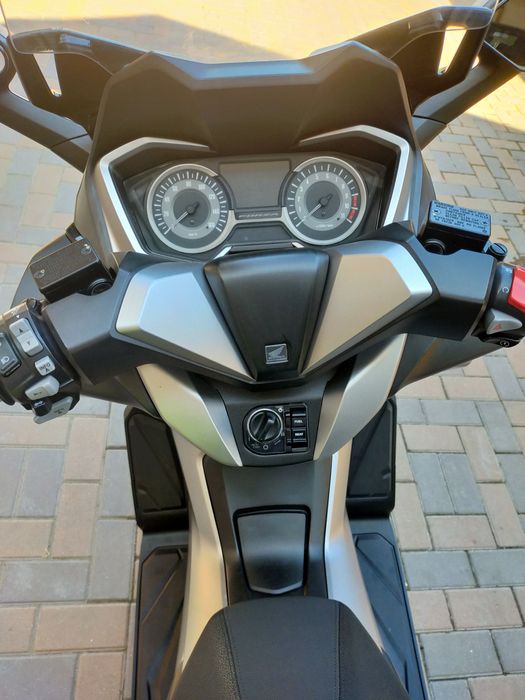 Moto Honda forza  300