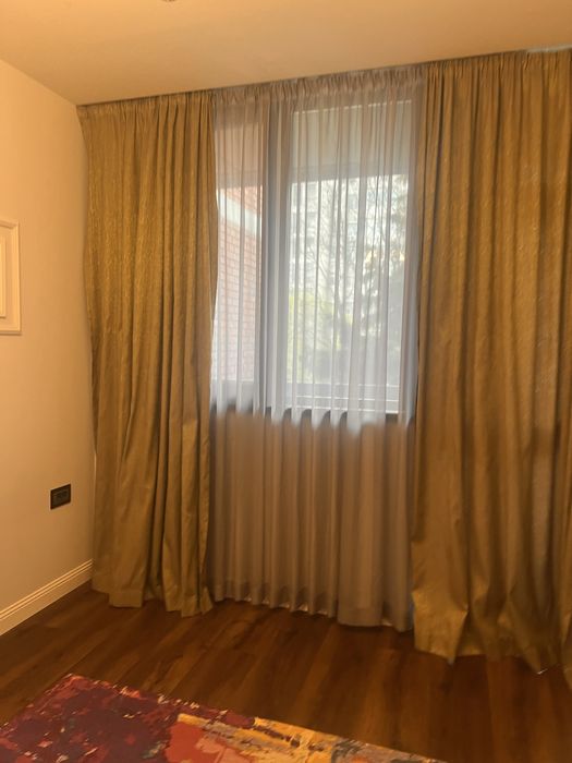 Пердета в цвят сиво и горчица