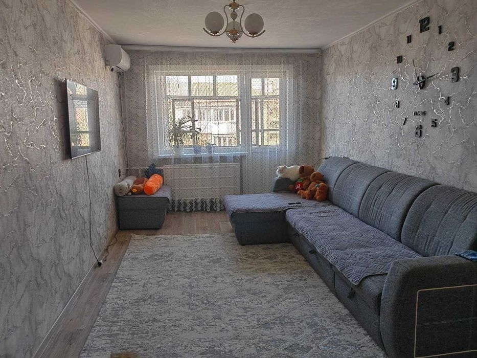 Продам 2 комнатную квартиру, район перинатального центра.