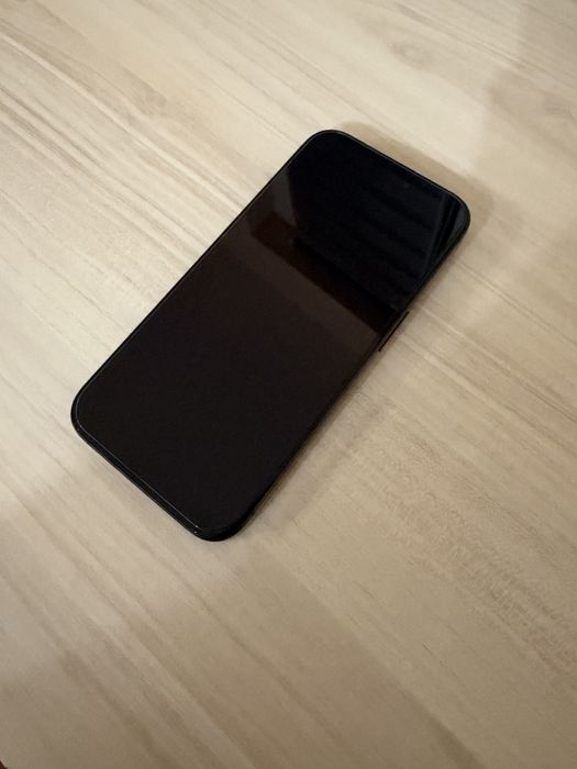 iPhone 15 Pro 128GB – Black Titanium