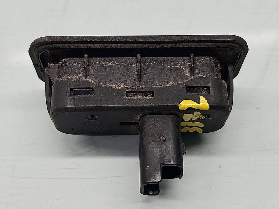 Buton deschidere haion Renault Megane 3 [Fabr 2008-2015] 8200076256