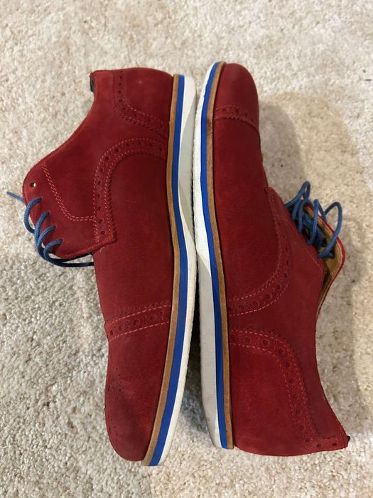 Продавам мъжки обувки VALDASAAR, естествен червен велур