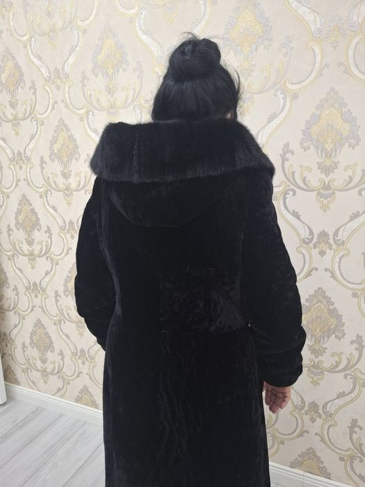 Продается мутоновая шуба