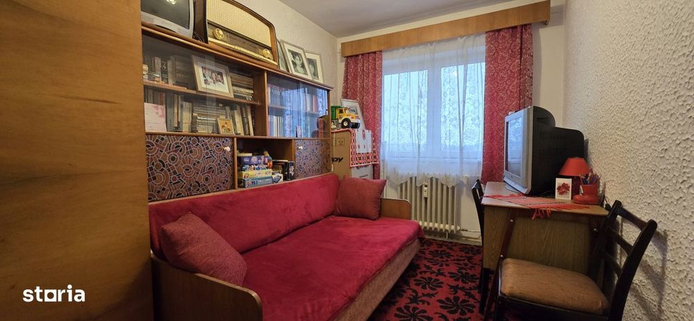 Apartament 4 camere, 83 mp, zona Vest