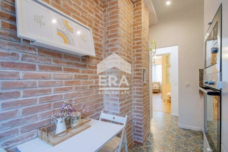 Продава се Двустаен апартамент в София, Докторски паметник - 40 кв.м за 3685 €/кв.м - Снимка #11