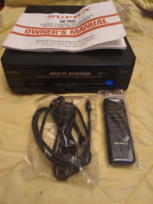 Видеоплейер SUPRA SV 96R с видеокассетами