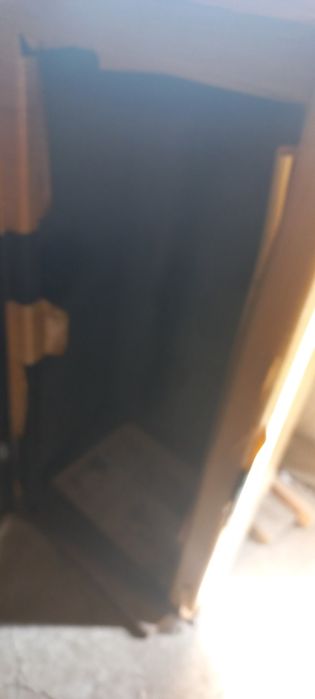 Железный сейф продам срочно