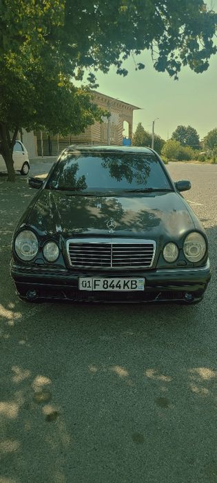 mercedes-benz w210