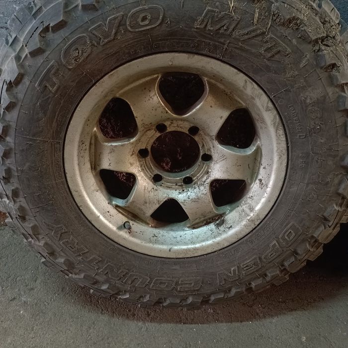 Продам диски на 16 .