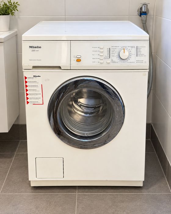 Masina de spalat Miele Gala W 961 – constructie solida, stare buna