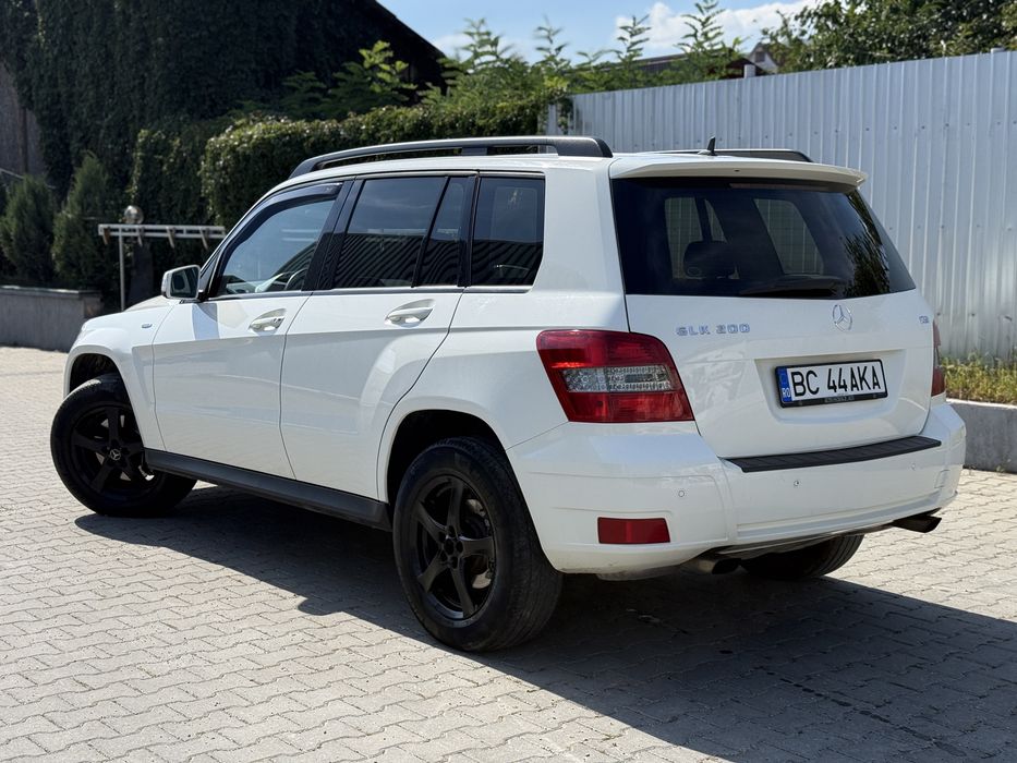 Vand/Schimb Mercedes GLK cu un suv cu bena