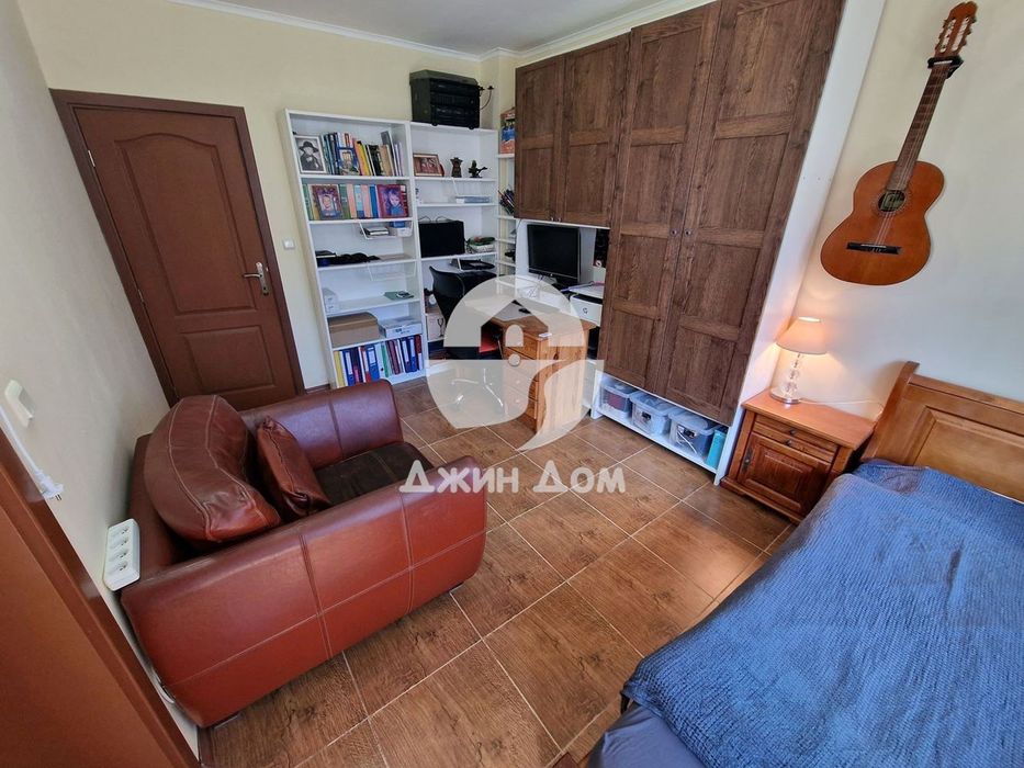 Продава се Тристаен апартамент в с. Кошарица, Област Бургас - 90 кв.м за 1045 €/кв.м - Снимка #7