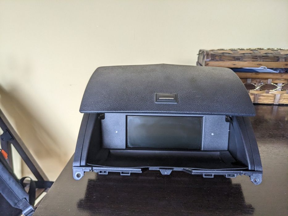 Оригинален екран за Mercedes W204 | Навигация COMAND / Мултимедия NTG