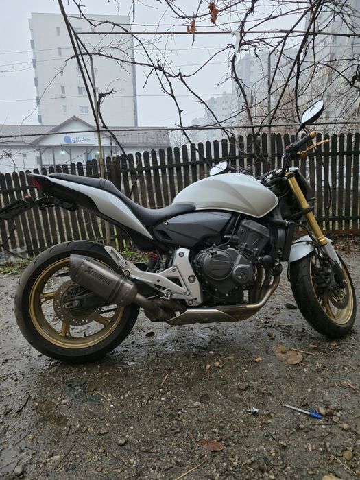Honda Hornet CB600F cu ABS